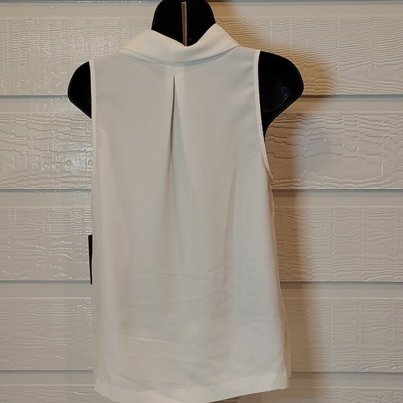 Vince Camuto Women's XS  Cowl Neck Luxe Crepe De China Blouse White Career Wear - Picture 5 of 8